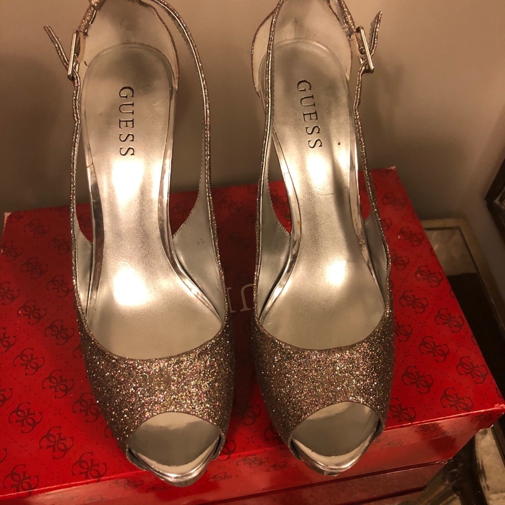 Guess Heels - Picture 8 of 13